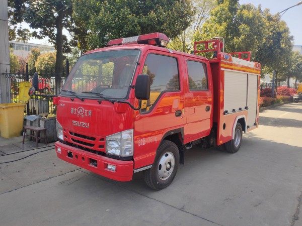 五十鈴藍(lán)牌水罐消防車